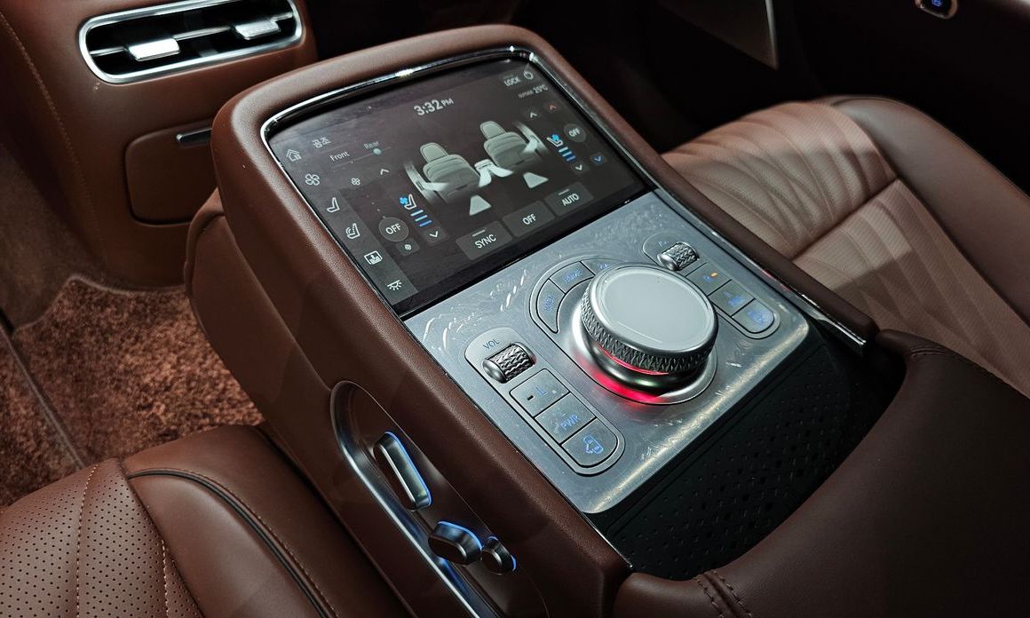 Genesis G90 2023