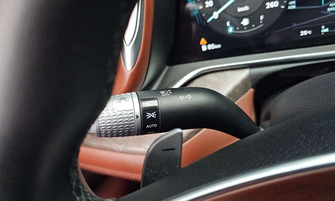 Genesis G90 2023