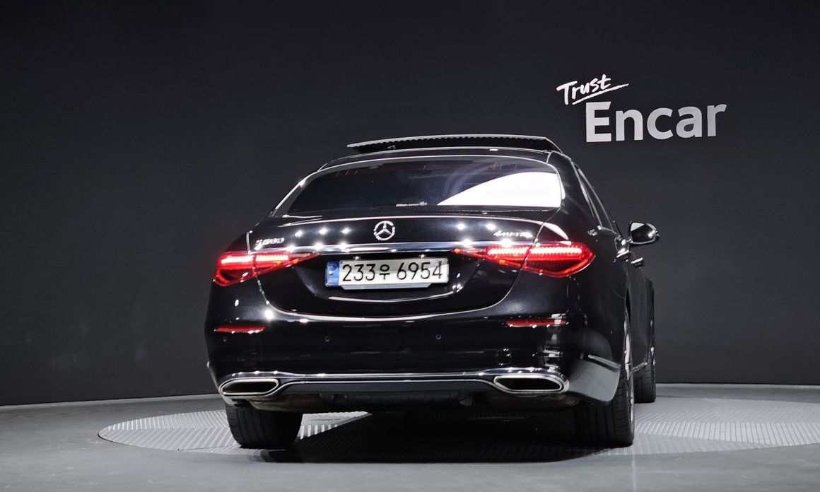 Mercedes-Benz S-Class 2021