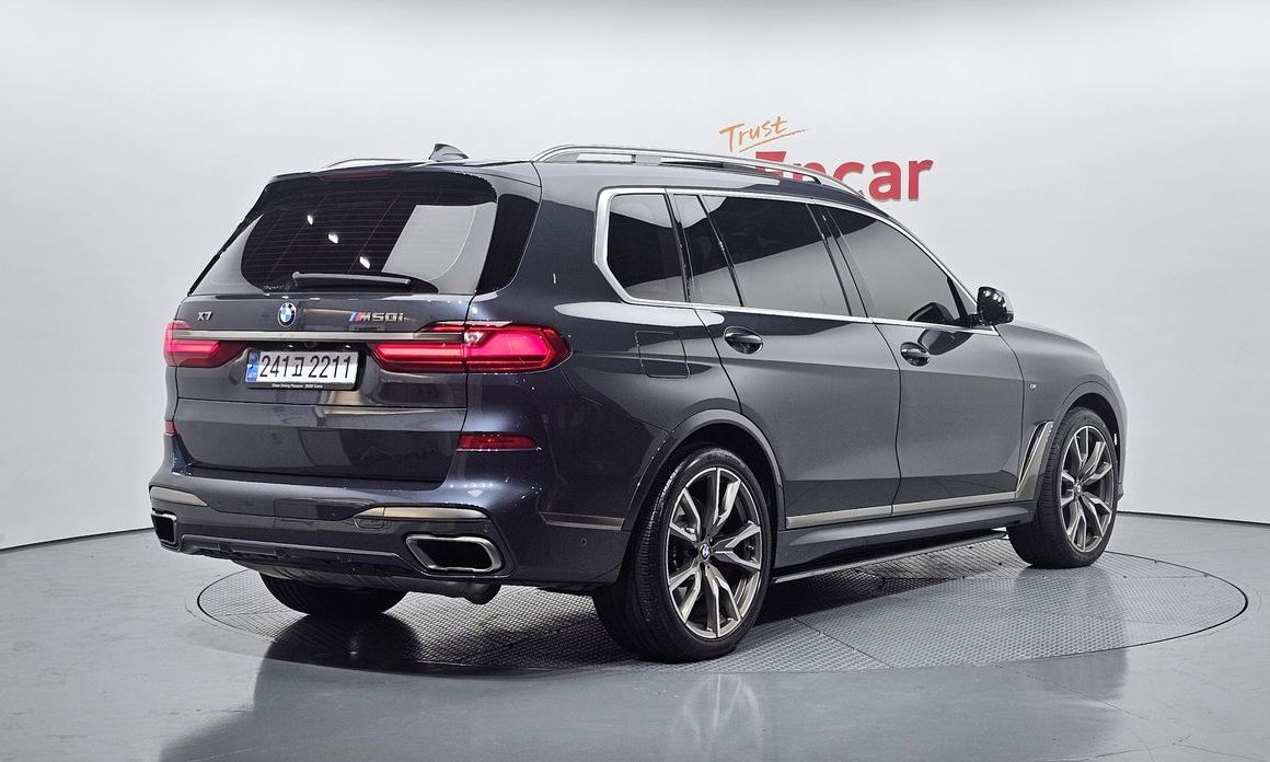 BMW X7 2022
