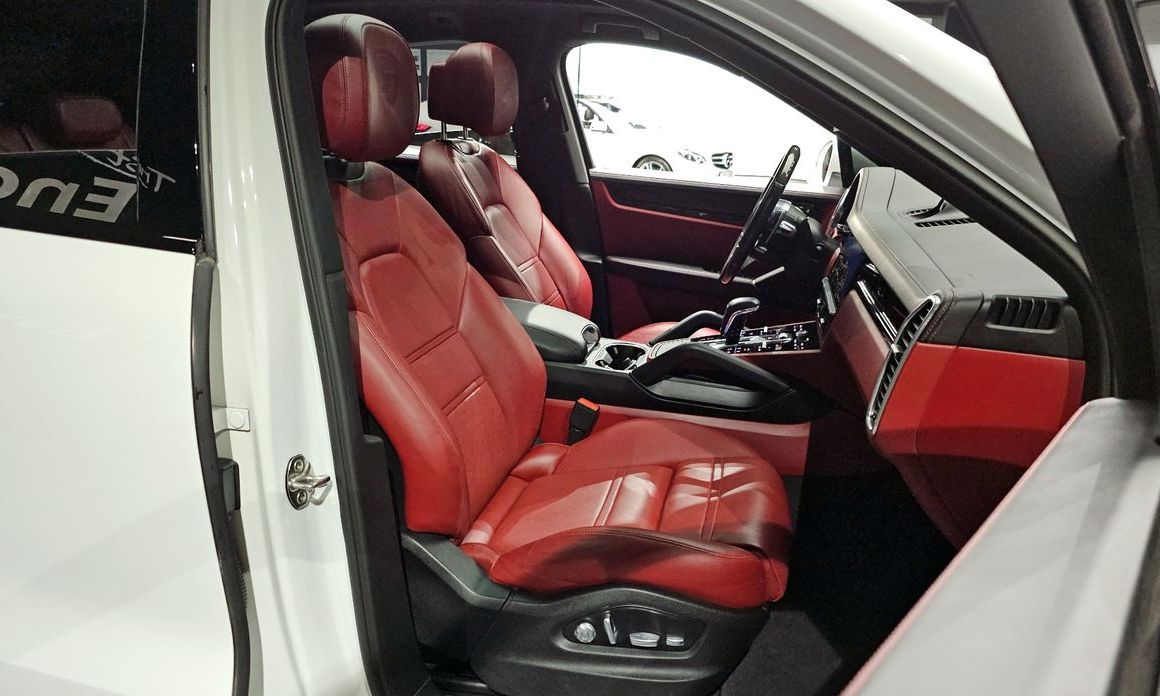 Porsche Cayenne 2020