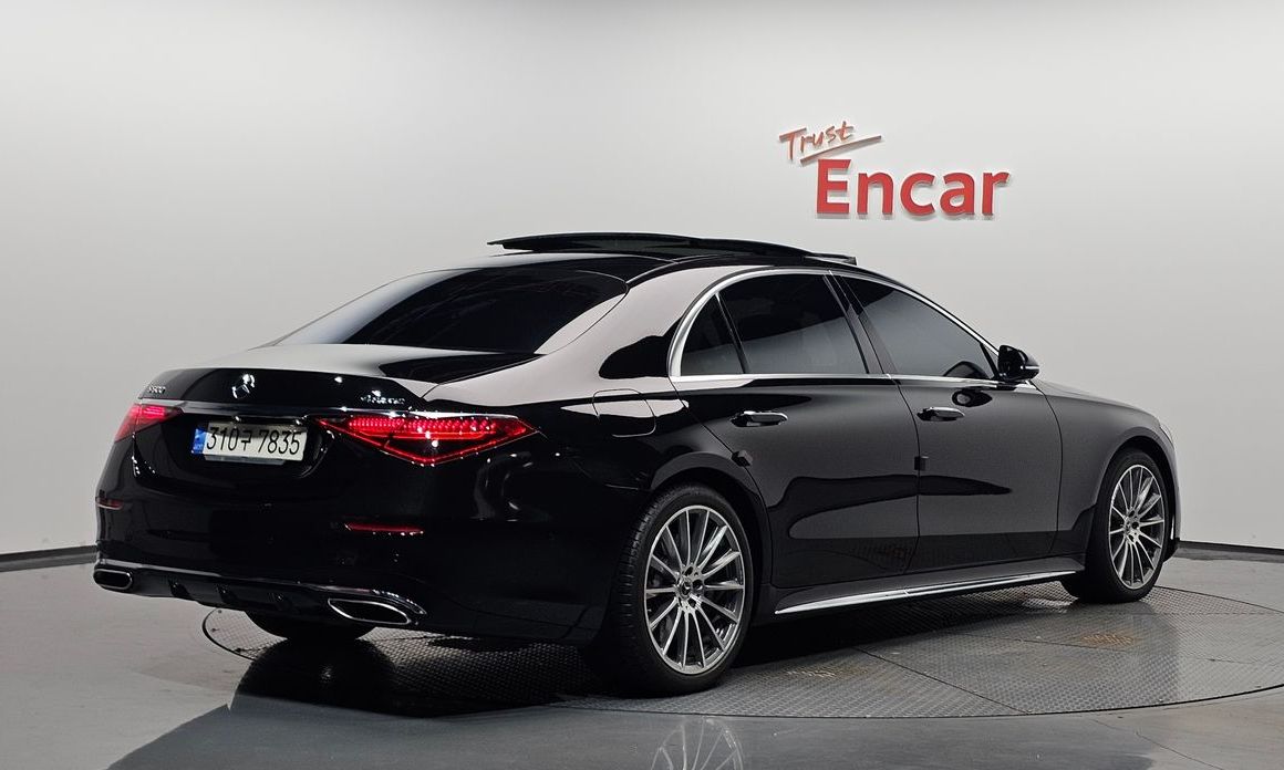 Mercedes-Benz S-Class 2021