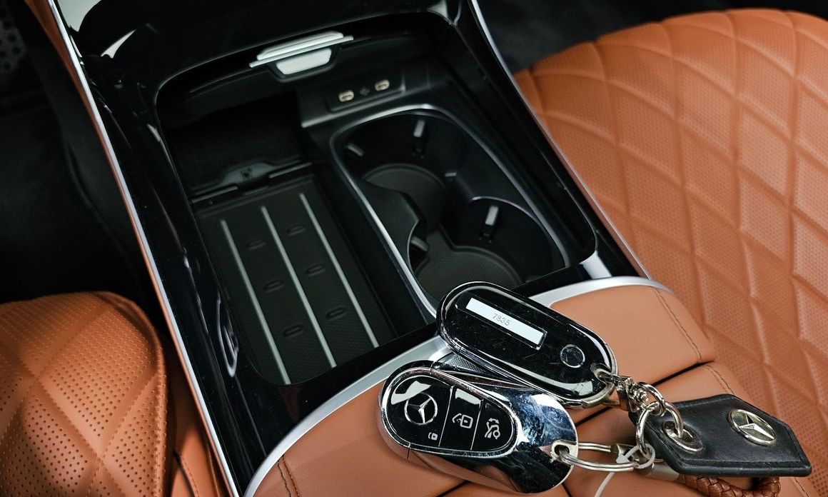 Mercedes-Benz S-Class 2021
