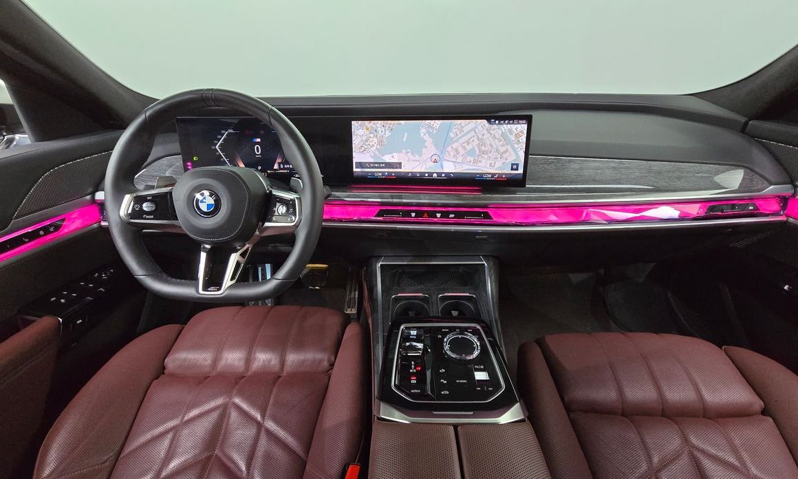 BMW 7-Series 2023