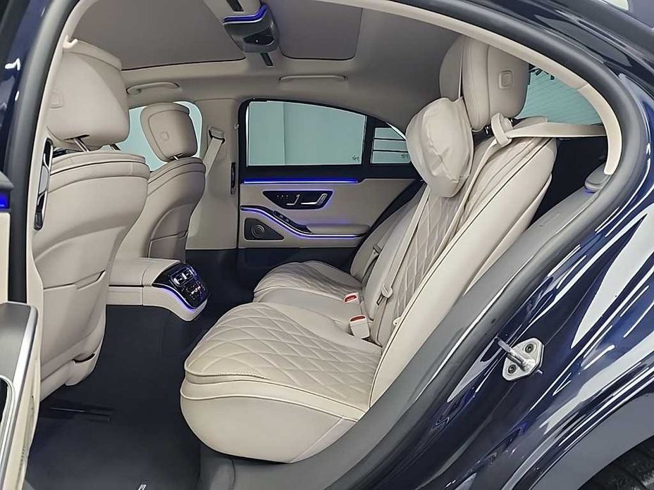 Mercedes-Benz S-Class 2023