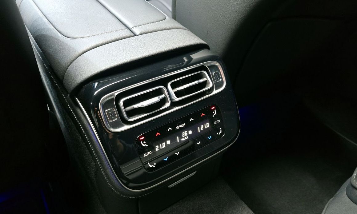 Mercedes-Benz S-Class 2025