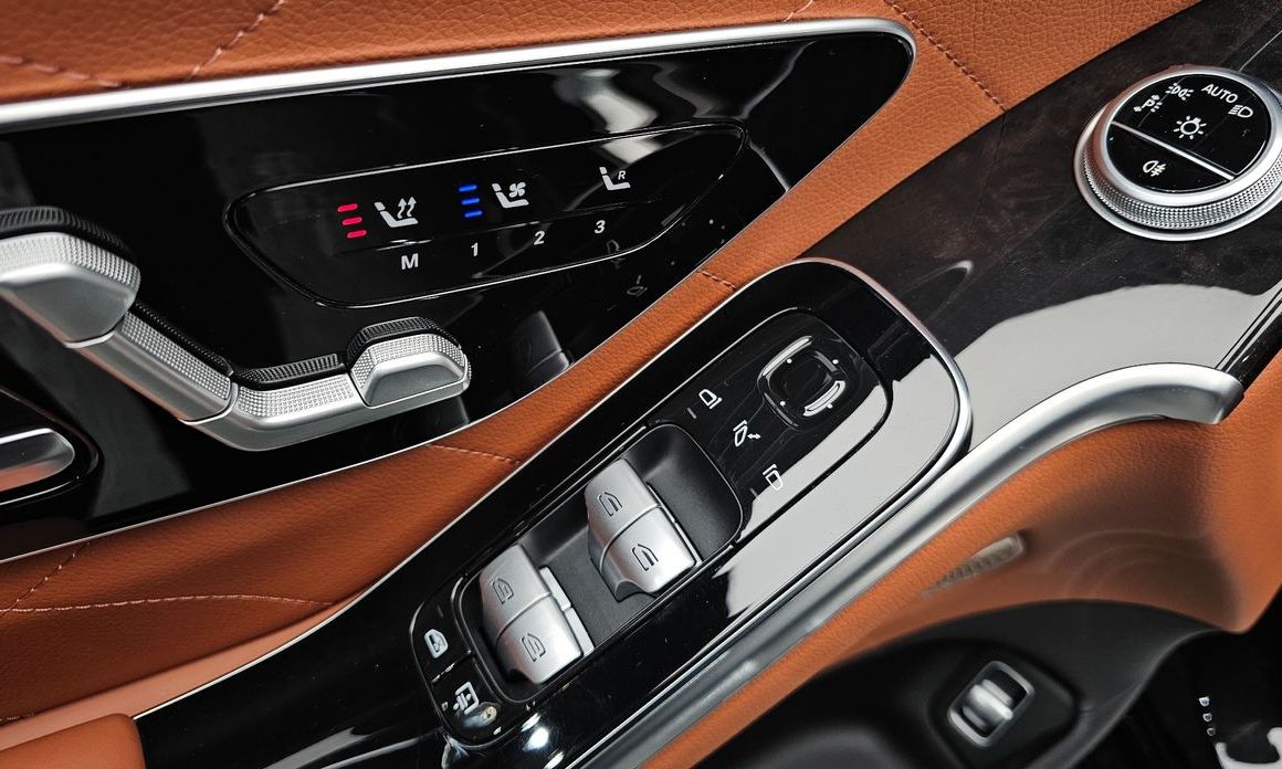 Mercedes-Benz S-Class 2021