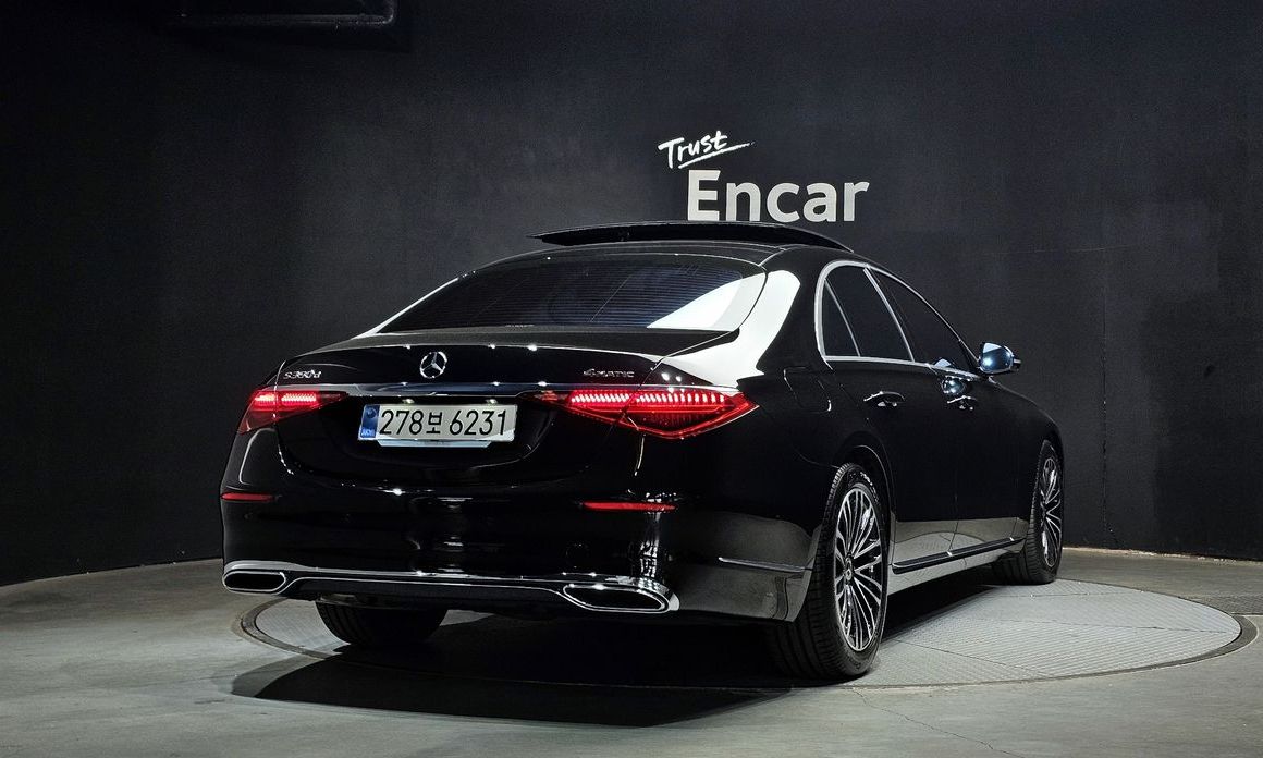Mercedes-Benz S-Class 2025