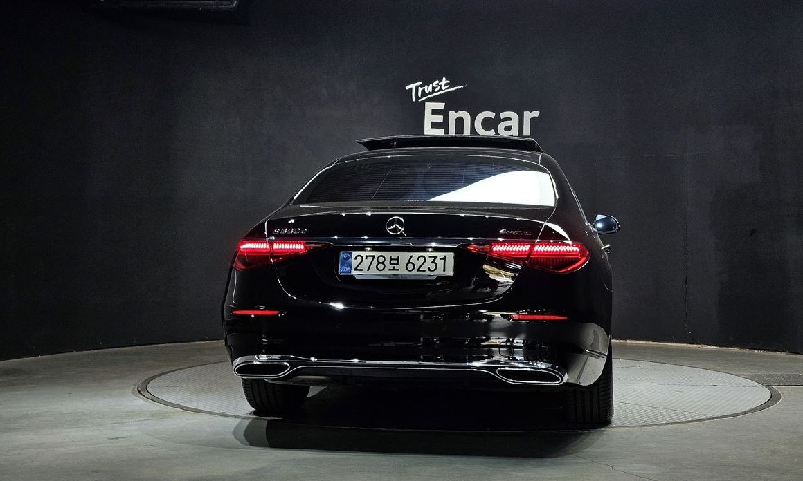 Mercedes-Benz S-Class 2025