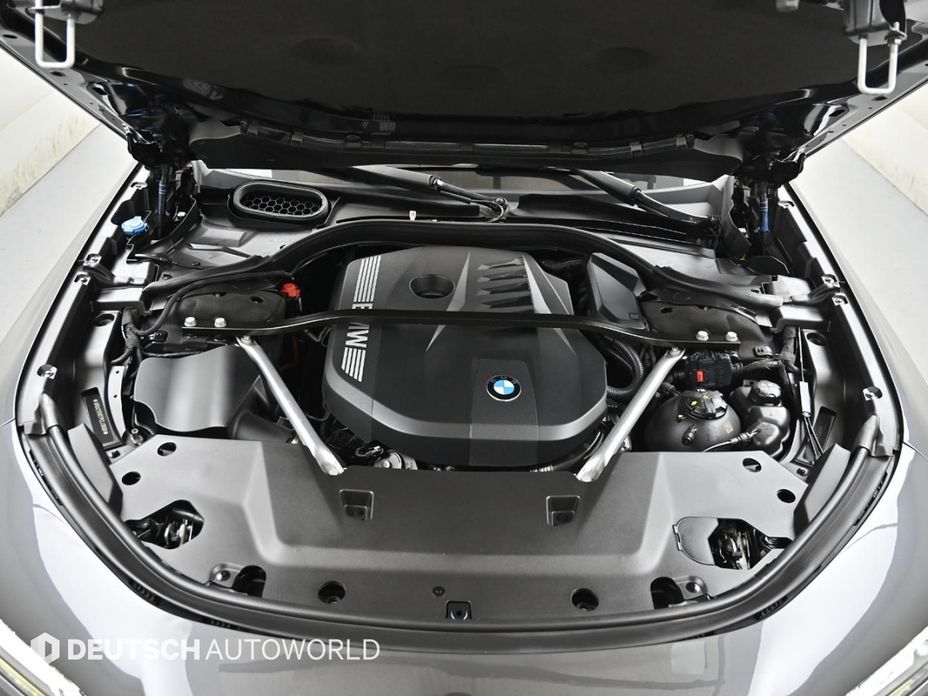 BMW 7-Series 2023