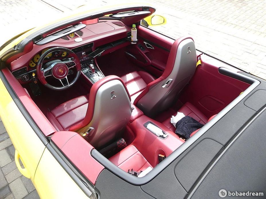 Porsche 911 2018