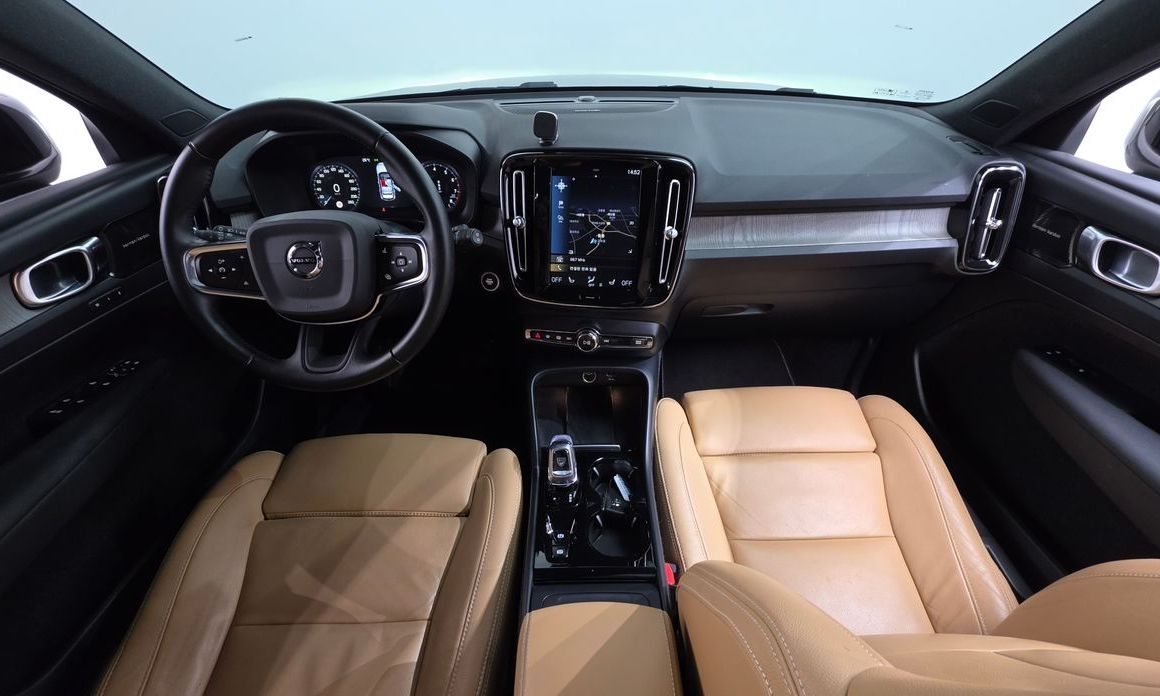 Volvo XC40 2021