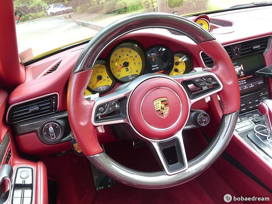 Porsche 911 2018