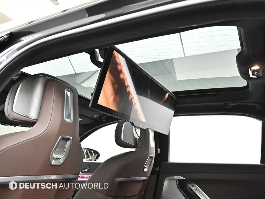 BMW 7-Series 2023