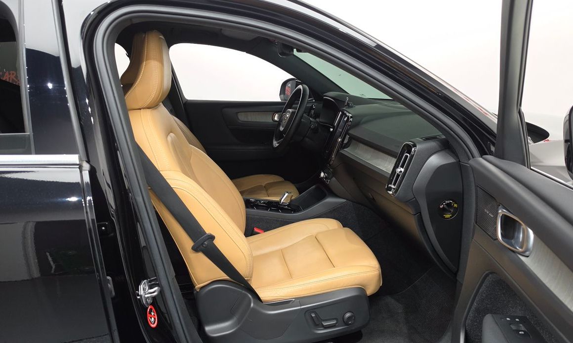 Volvo XC40 2021