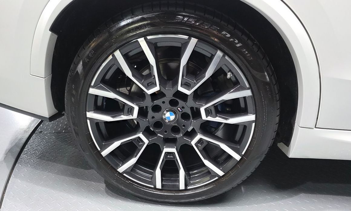 BMW X5 2025