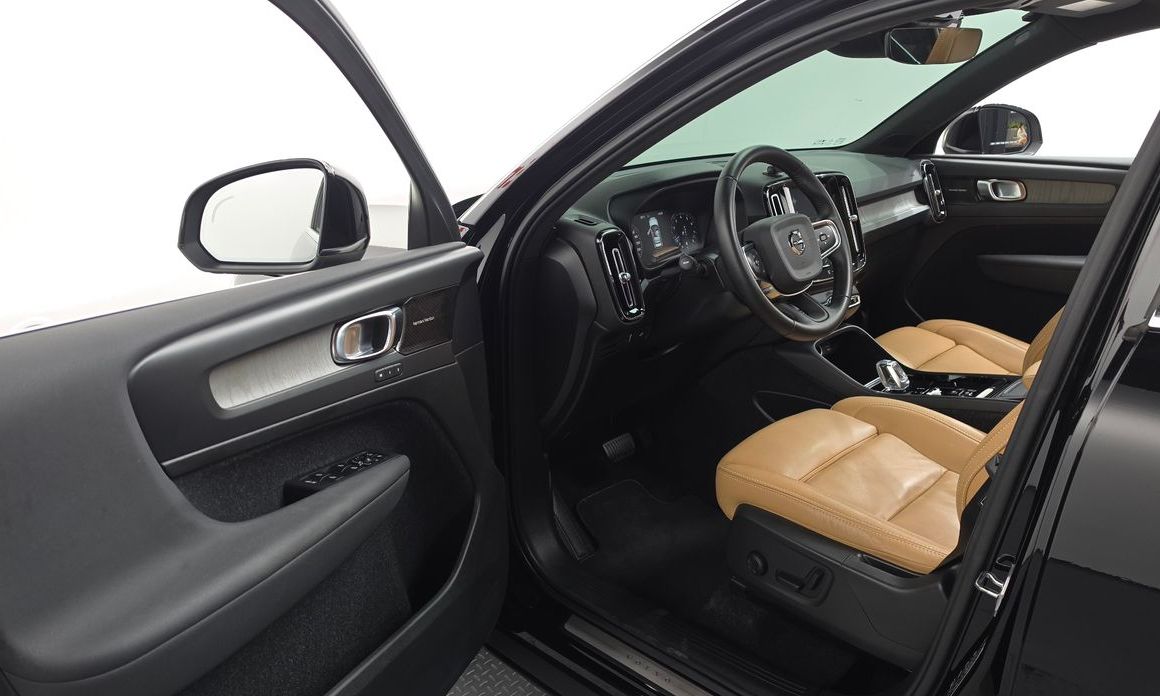 Volvo XC40 2021