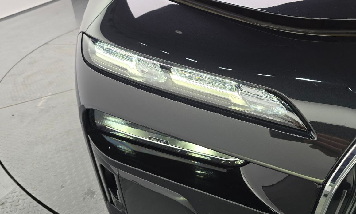 BMW 7-Series 2023
