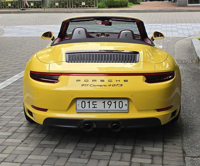 Porsche 911 2018