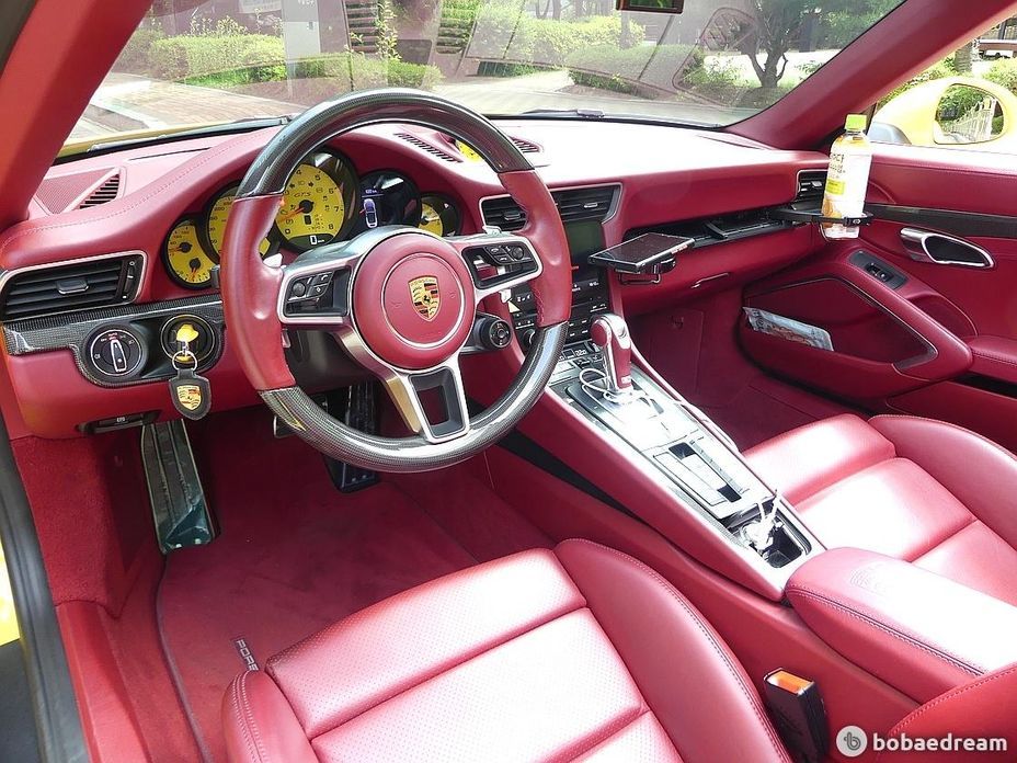 Porsche 911 2018