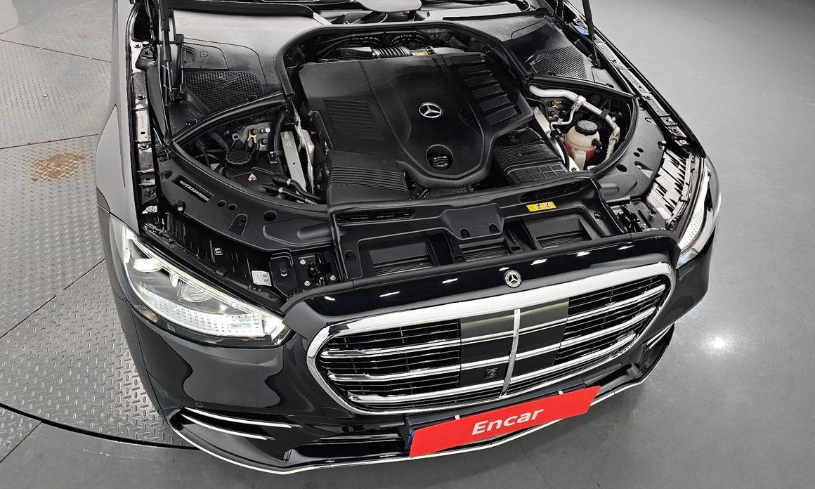 Mercedes-Benz S-Class 2021