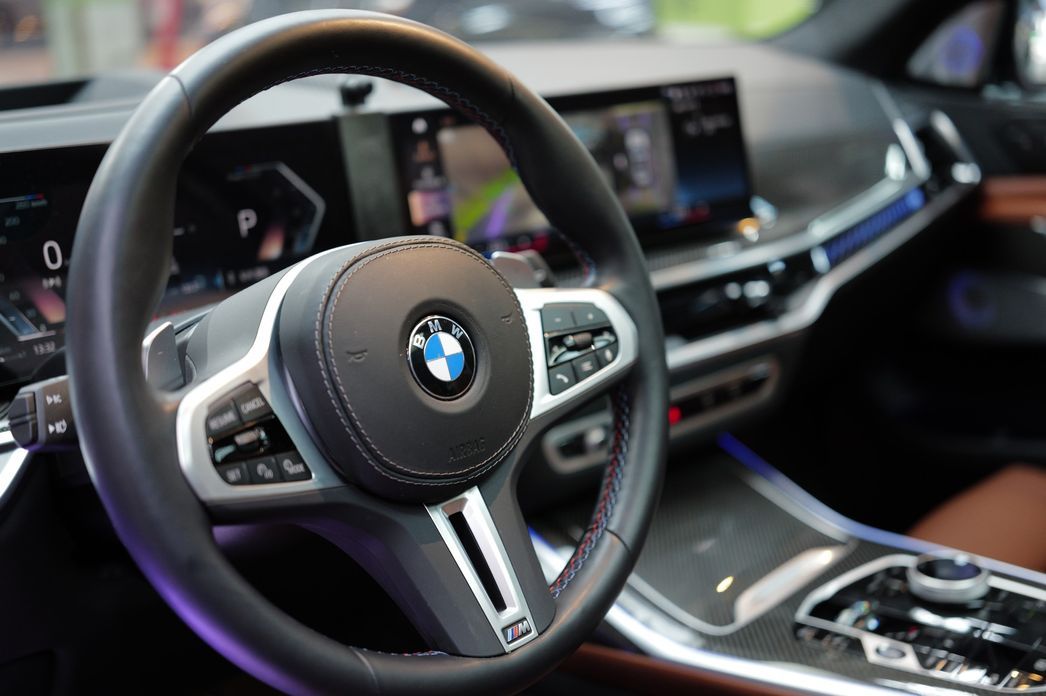 BMW X7 2023