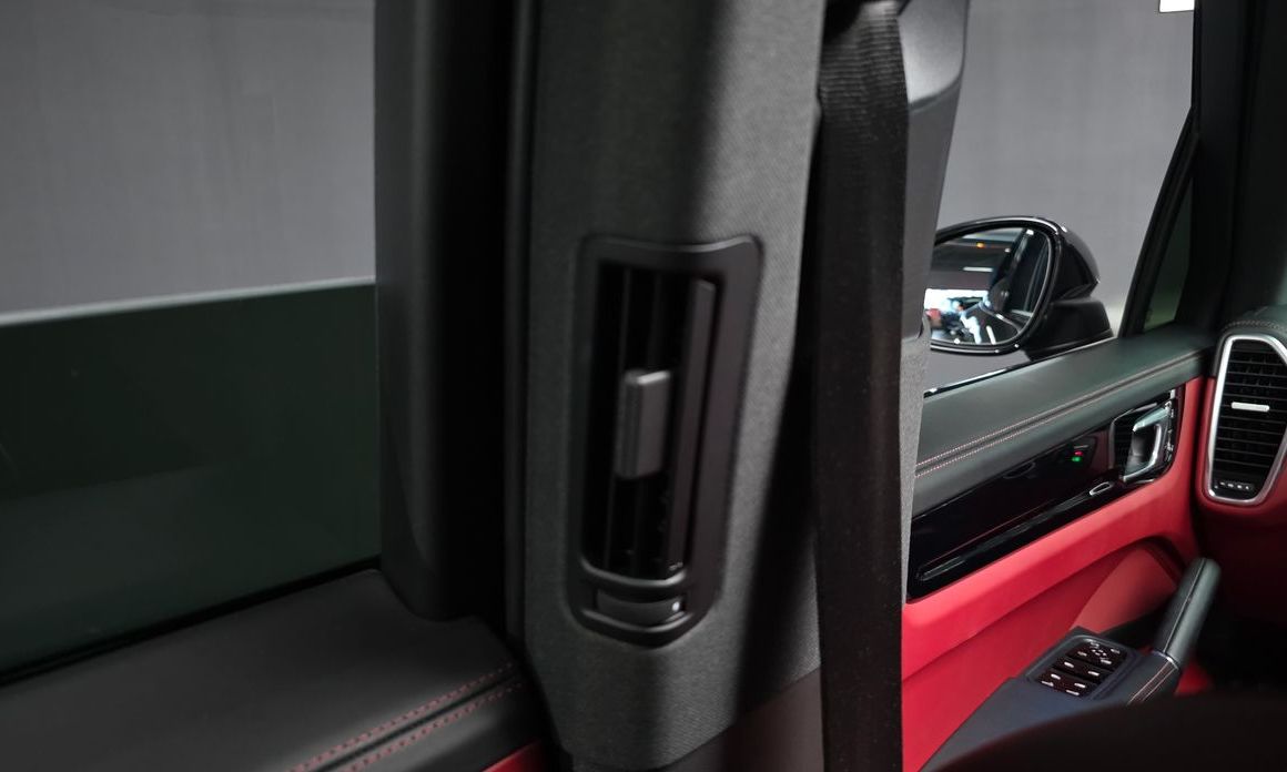 Porsche Cayenne 2021