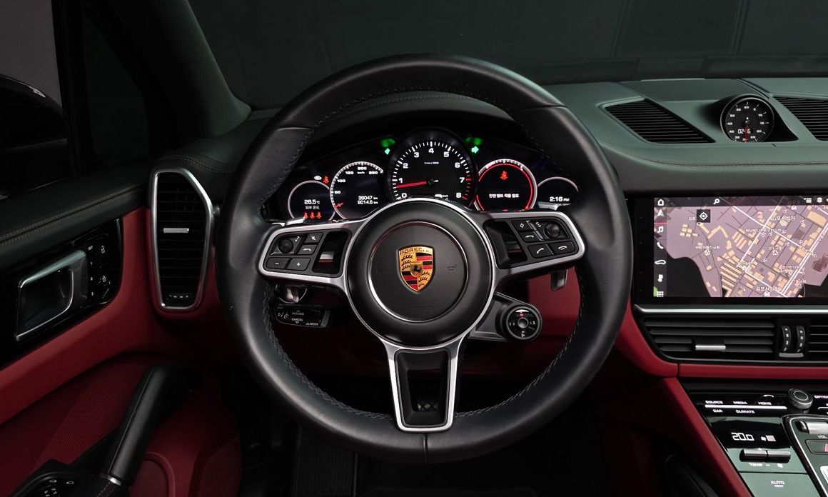 Porsche Cayenne 2021