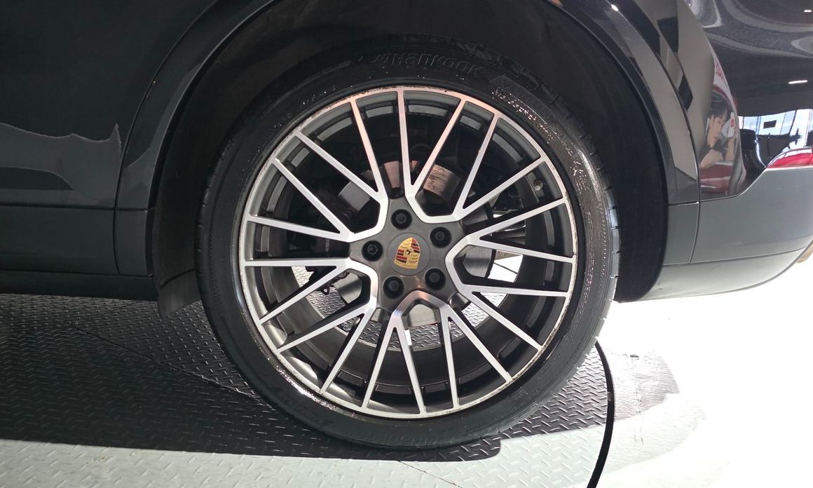 Porsche Cayenne 2021
