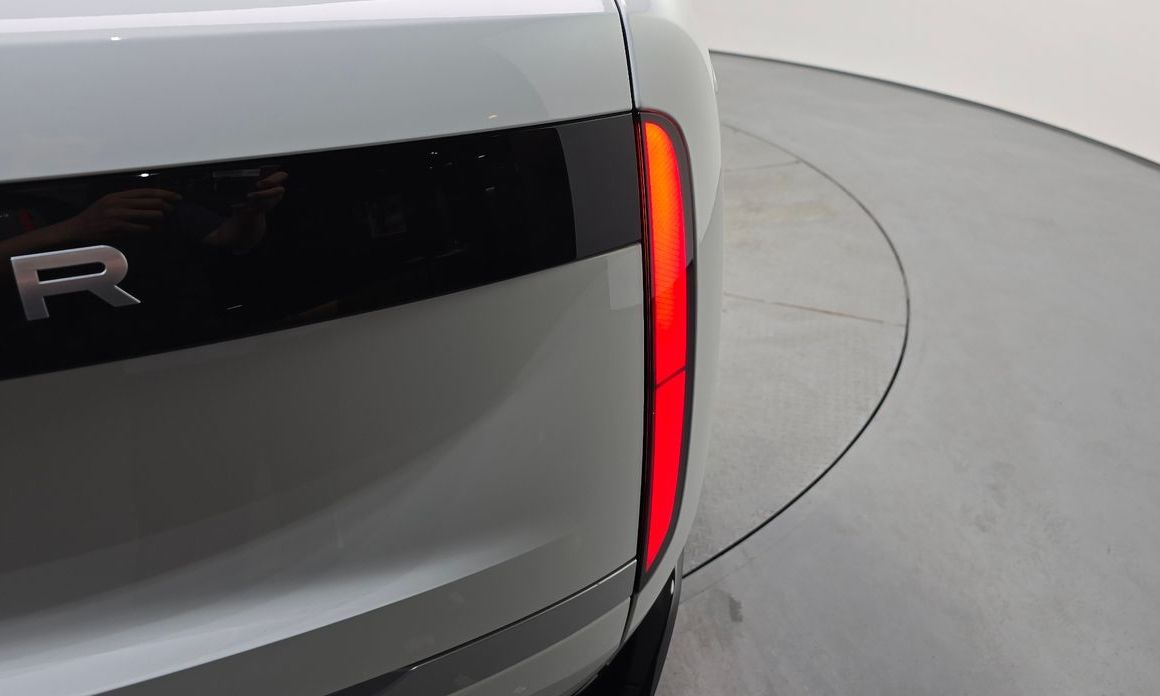 Land Rover Range Rover 2024