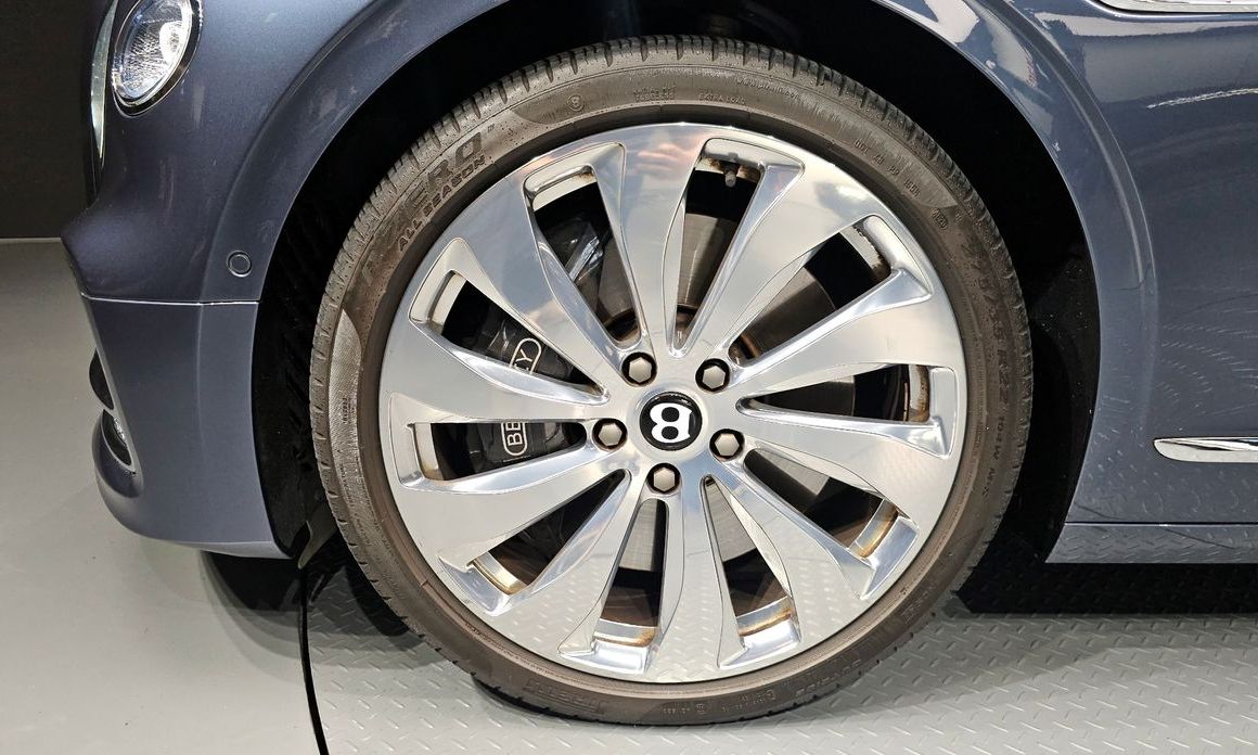 Bentley Flying Spur 2021