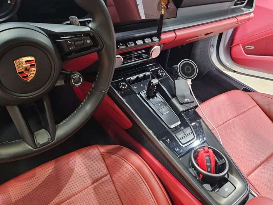 Porsche 911 2023