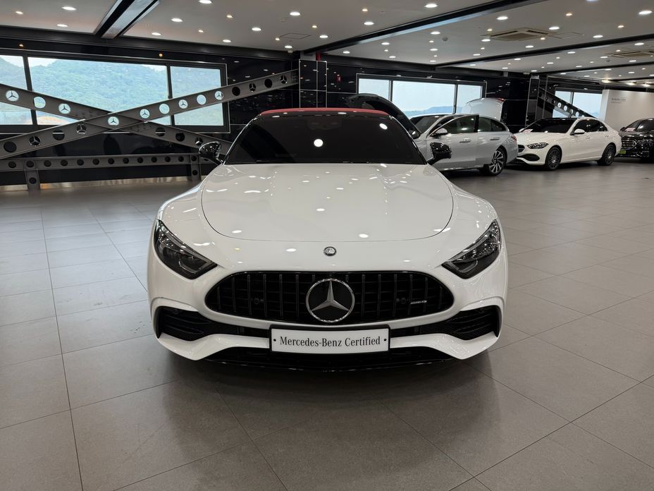 Mercedes-Benz SL-Class 2025
