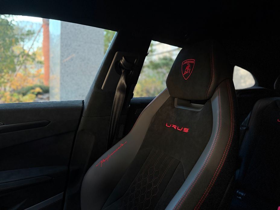 Lamborghini Urus 2023