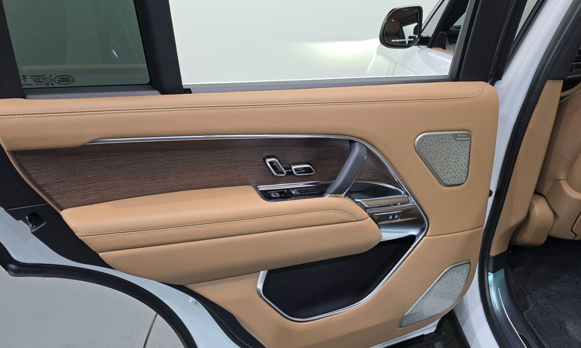 Land Rover Range Rover 2024