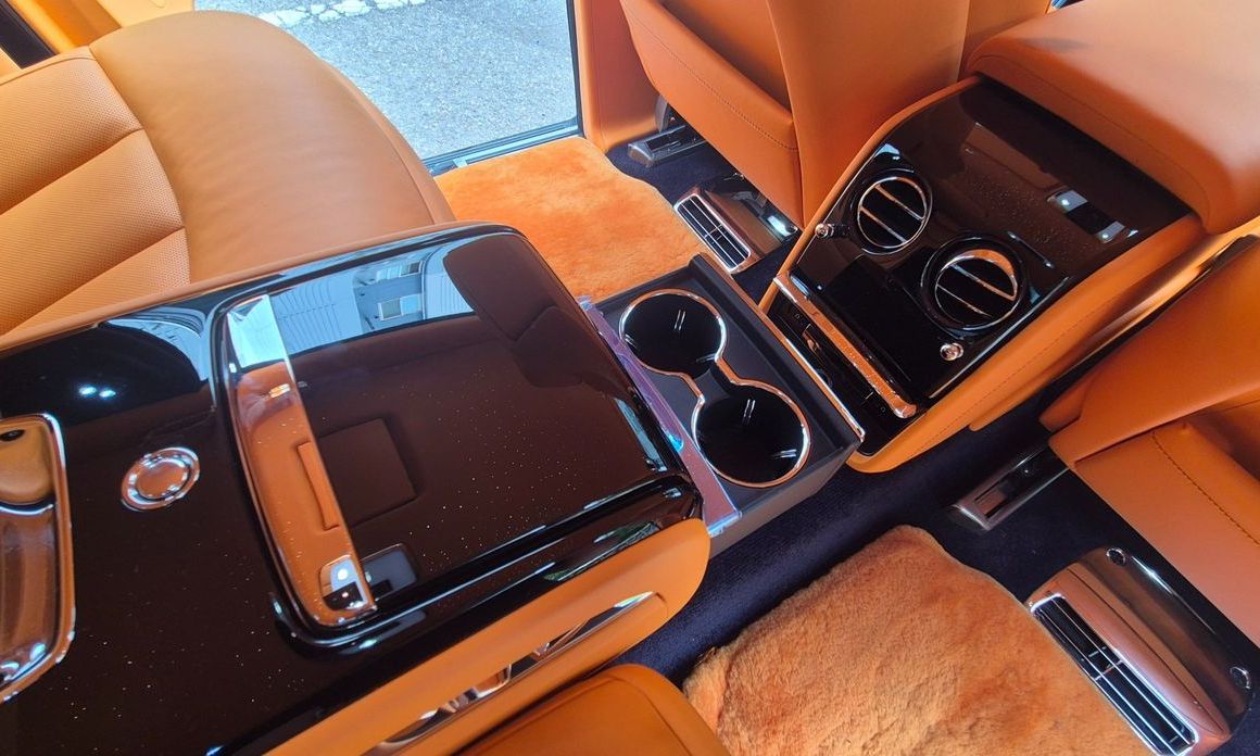 Rolls-Royce Phantom 2023