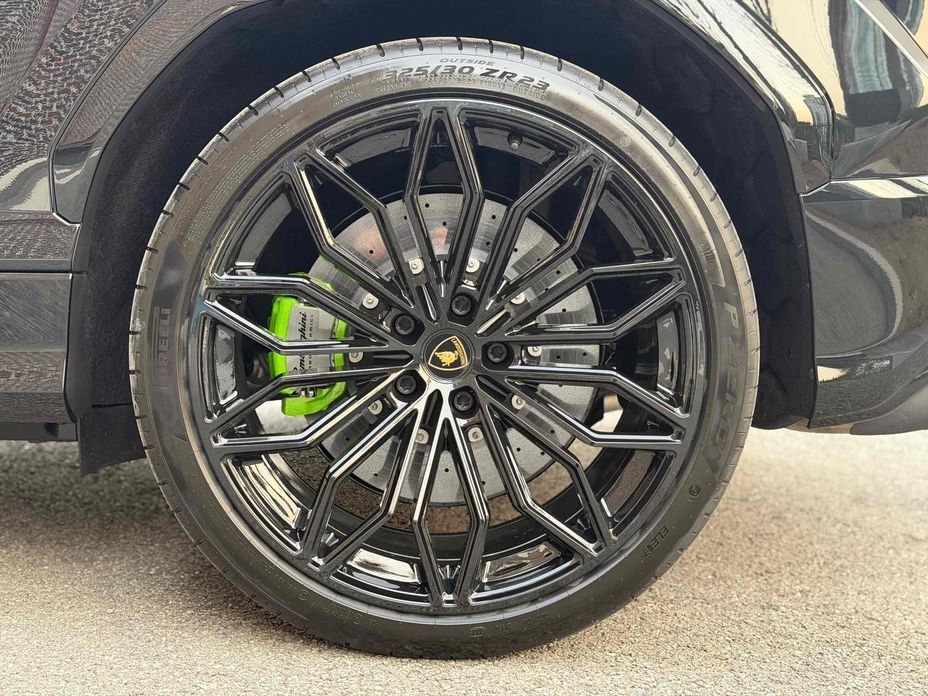 Lamborghini Urus 2026