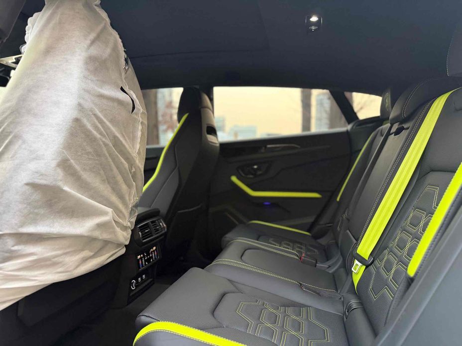 Lamborghini Urus 2026