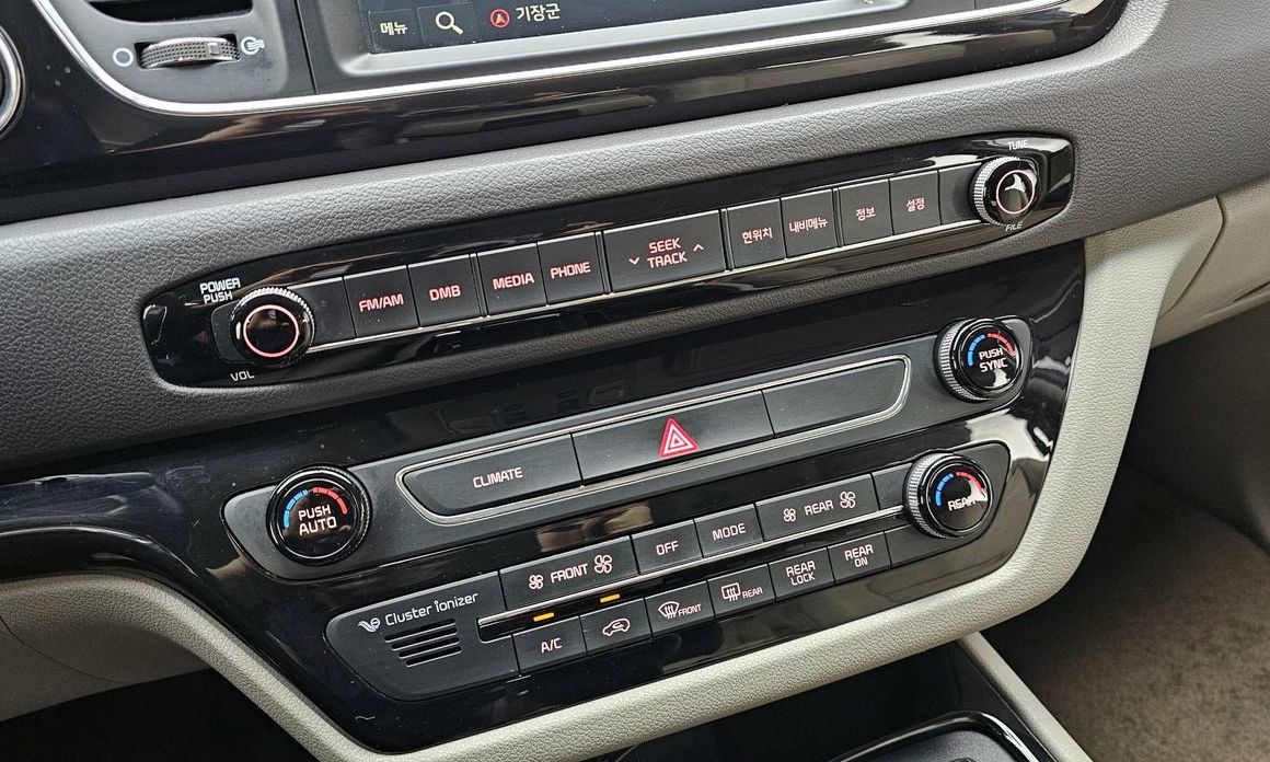 Kia Canival 2016