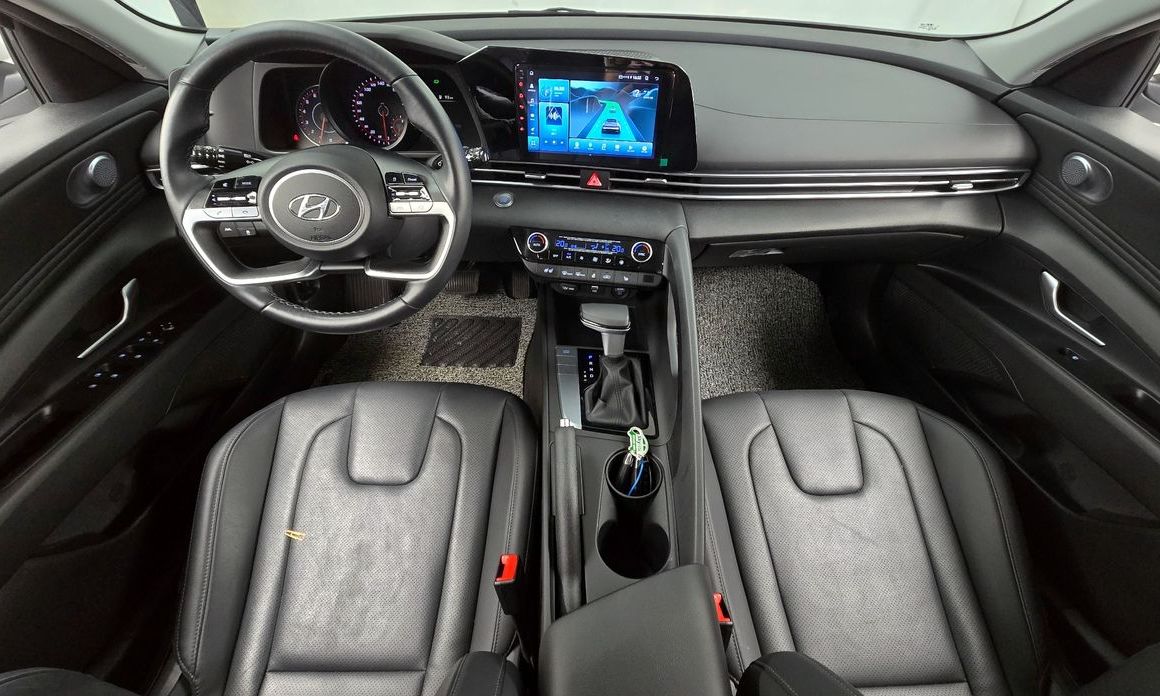 Hyundai AVANTE 2021
