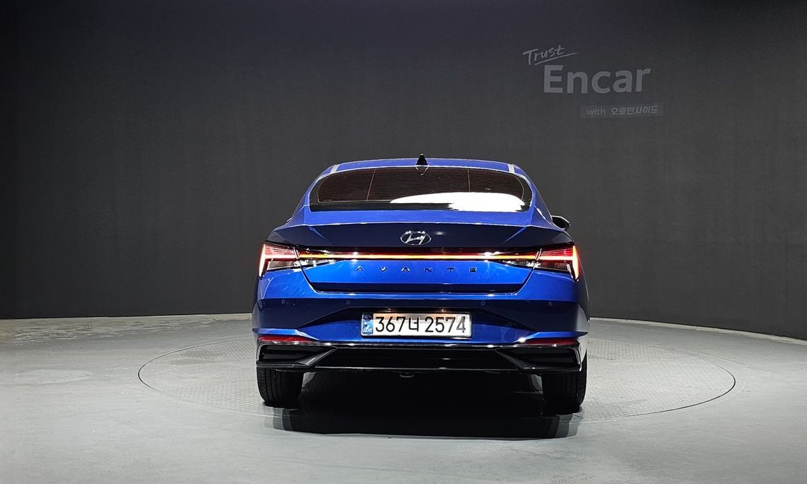 Hyundai AVANTE 2021
