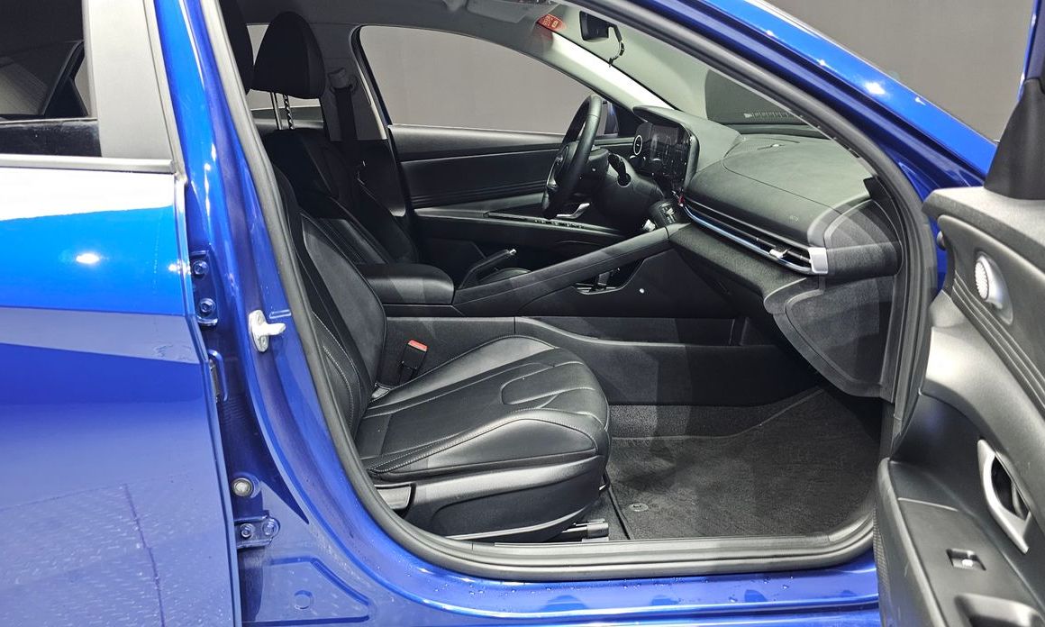 Hyundai AVANTE 2021
