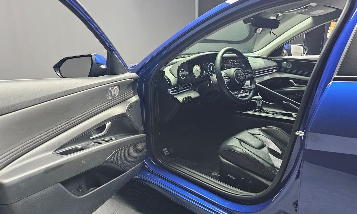 Hyundai AVANTE 2021