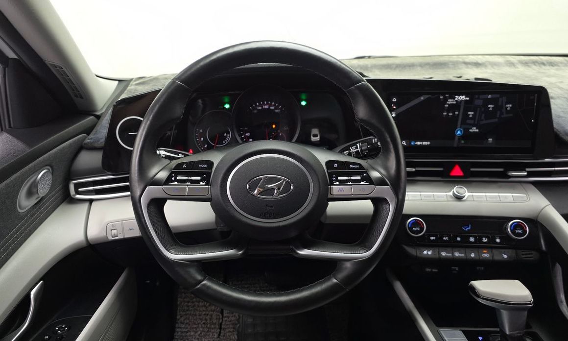 Hyundai AVANTE 2022