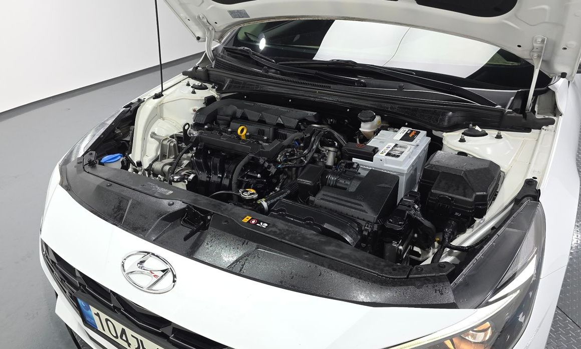 Hyundai AVANTE 2022