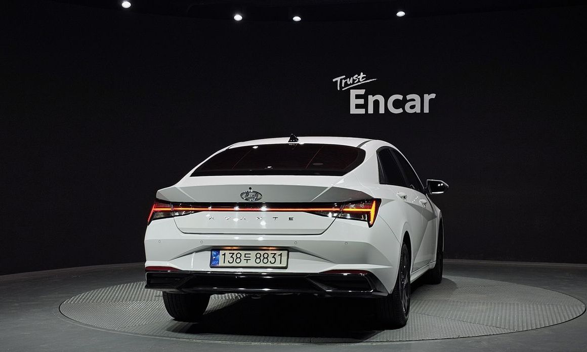 Hyundai AVANTE 2023