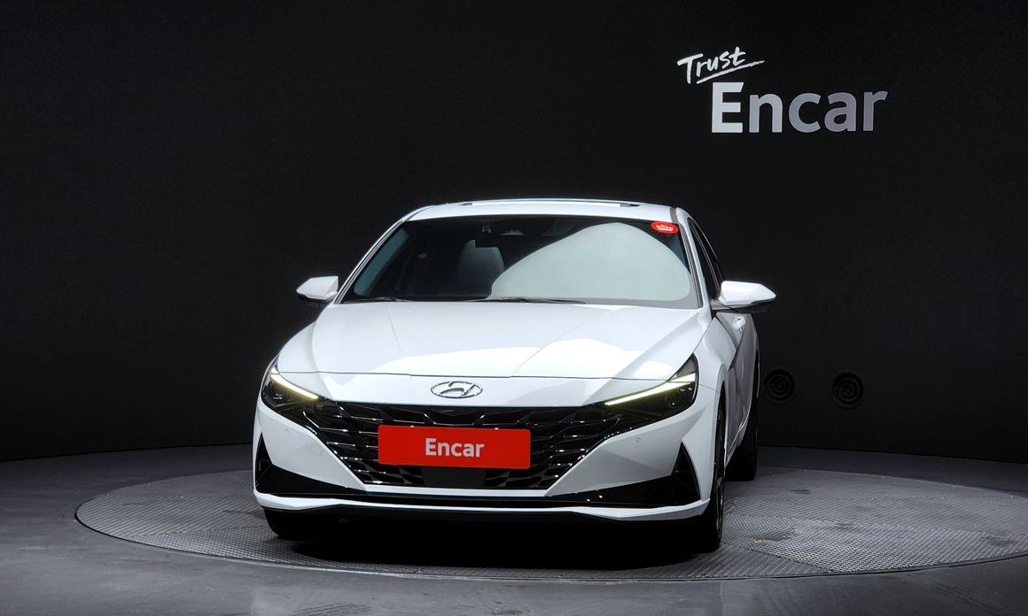 Hyundai AVANTE 2021
