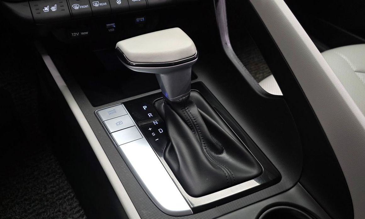 Hyundai AVANTE 2022