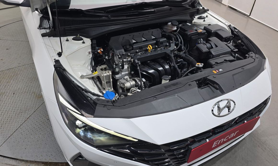 Hyundai AVANTE 2023