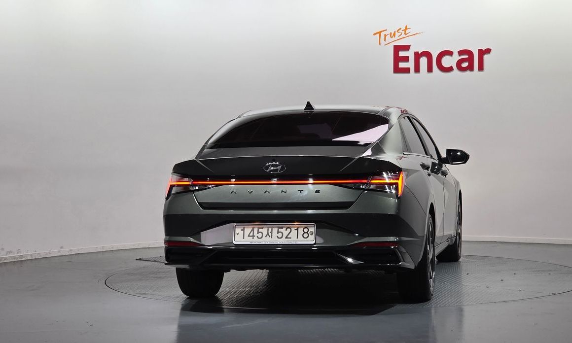 Hyundai AVANTE 2021
